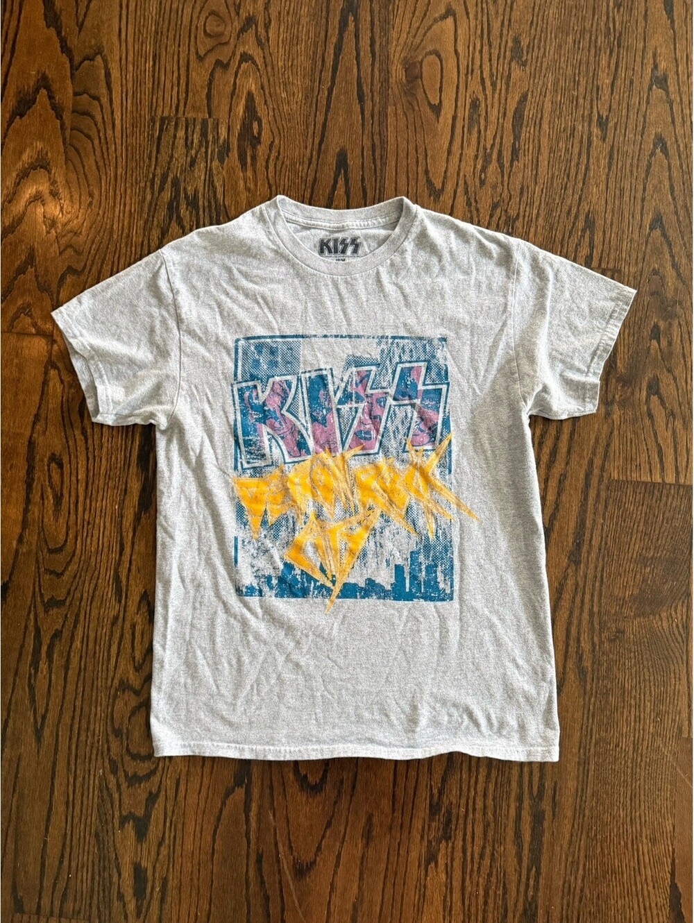 KISS Band T Shirt Mens M Gray Graffiti Distressed Graphic Rock Gene Simmons